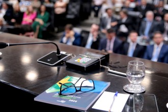 Indústria entrega Agenda Legislativa 2025 à ALMT