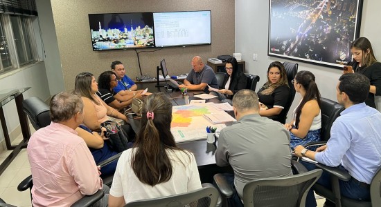 Alunos de Cuiabá Terão Café da Manhã e Alimentação Reforçada Garantidos pelo Prefeito