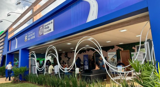 Desenvolve MT leva informações sobre linhas de crédito para pequenos produtores durante Show Safra