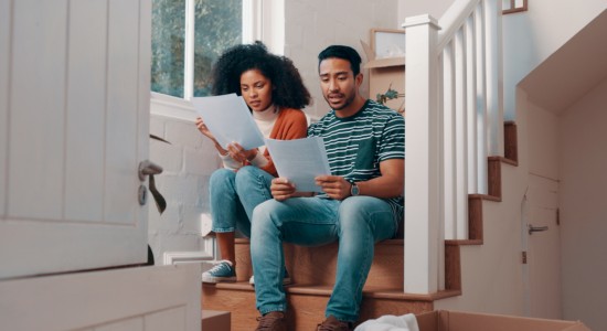 Cuiabá registra leve aumento no número de famílias com dívidas em abril