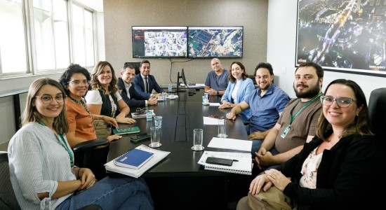 Prefeitura vai ampliar apoio e viabilizar sede para catadores do antigo lixão