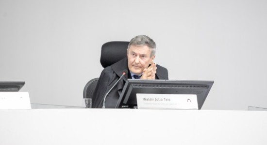 TCE-MT aponta legalidade de contratação direta de advocacia para recuperar créditos públicos