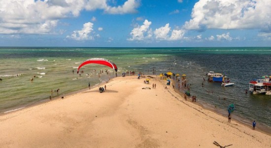 Turistas internacionais deixam R$ 20 bilhões no Brasil de janeiro a maio, melhor resultado da história para o período