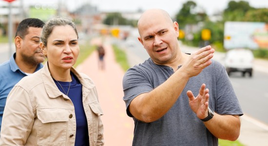 Prefeito Abilio Brunini e vice-prefeita Vânia anunciam melhorias na Avenida Parque do Barbado