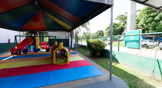 Alunos da rede municipal de Cuiabá entram em período de férias nesta segunda