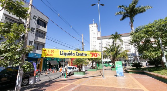 Prefeitura de Cuiabá promove shows culturais no Liquida Centro