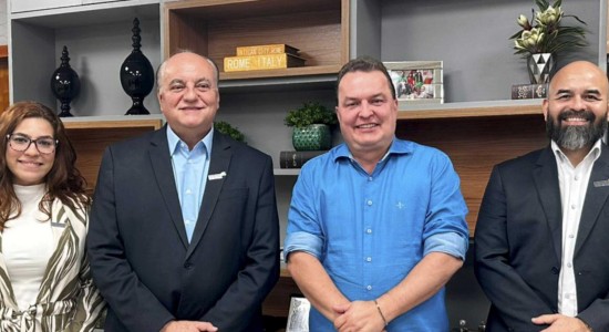 Menos imposição, mais incentivo Fecomércio-MT propõe selo “Transparência na Contratação” e articula mudança em projeto de lei