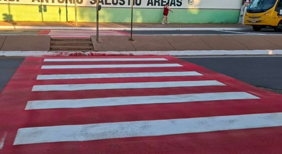 Várzea Grande reforça sinalização de trânsito no entorno de escolas