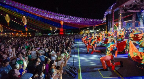 Arraiá da Cidadania leva mais de 10 mil pessoas à Arena Pantanal com estrutura inclusiva e shows culturais