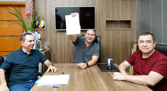 Prefeitura regulamenta consignados e garante alívio financeiro aos servidores