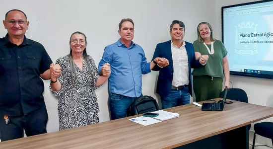 Igor Cunha apresenta equipe de gestão e Plano Estratégico para melhoria do IDEB