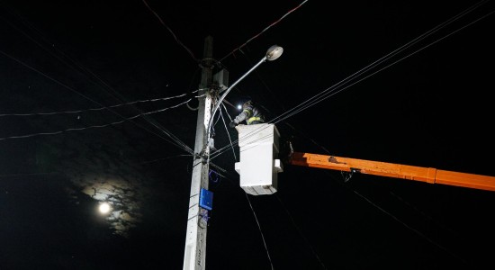 Limpurb faz manutenção em mais de mil pontos de iluminação em 60 bairros