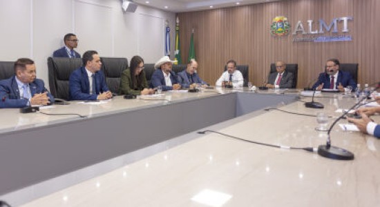 Secretário de Saúde diz na ALMT que serviços da Santa de Casa de Cuiabá não serão interrompidos