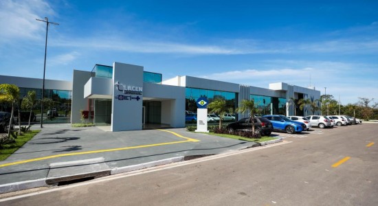 Governo de Mato Grosso entrega nova sede do Lacen