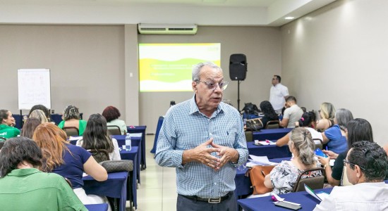 Diretores participam de palestras para reforçar aprendizagem nas escolas de Cuiabá