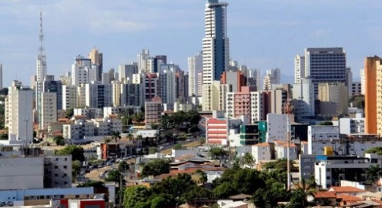 Cuiabá e mais de 50 cidades têm queda de até 20 graus na temperatura; umidade sobe a 80%