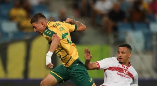 Nos pênalti, Cuiabá vence CRB, encerra jejum e cola no grupo de acesso