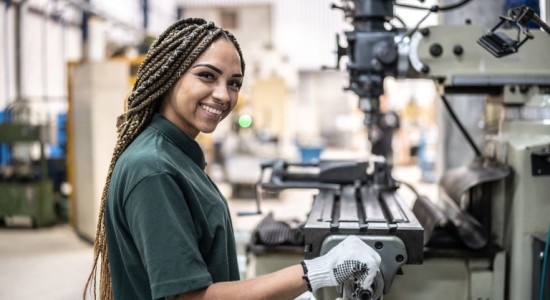 Desemprego cai a 5,6% no trimestre encerrado em julho, menor da série histórica iniciada em 2012