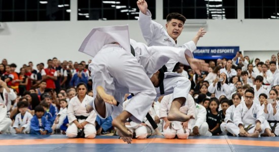Governo de Mato Grosso entrega novo Palácio das Artes Marciais totalmente reformado e modernizado