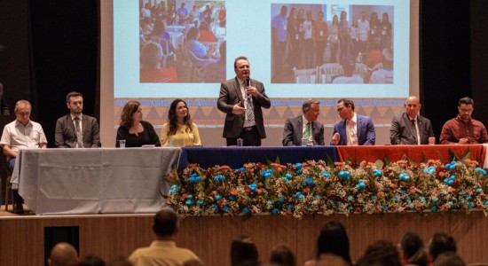 Max Russi defende fortalecimento de políticas públicas para idosos