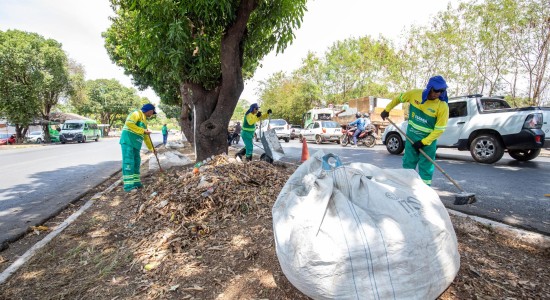 Prefeitura de Cuiabá inicia operação de limpeza na região do CPA