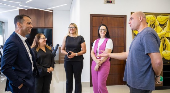 Primeira-dama de Cuiabá fortalece ações com o Estado para mulheres e famílias