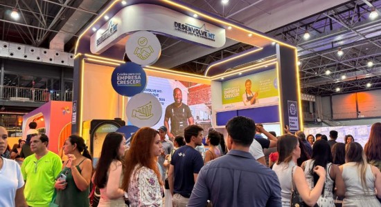 Desenvolve MT aproxima dos pequenos empreendedores e realiza mais de 700 atendimentos durante a Feira do Empreendedor