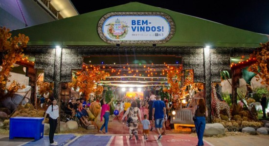 SER Família Criança encanta o público com noite mágica na Arena Pantanal