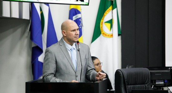 Prefeito buscará financiamento dos Emirados Árabes para 6 novos viadutos em Cuiabá