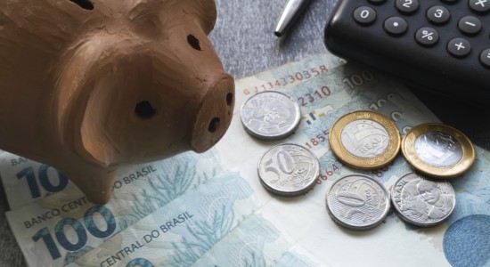 Esforço para controlar gastos faz cair endividamento das famílias em Cuiabá