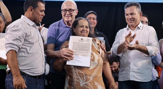 “Agora somos donos da terra”, diz morador contemplado com o título definitivo após espera de mais de 40 anos