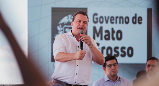 Durante entrega da ZPE, deputado Max cobra do presidente Alckmin melhorias na concessão de energia