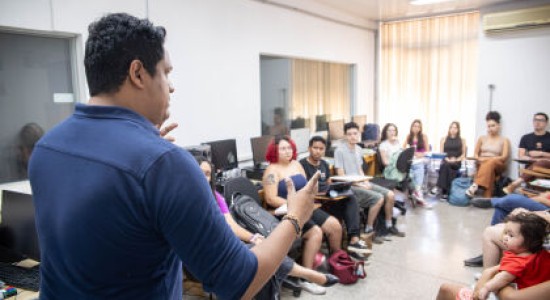 ALMT divulga Prêmio de Jornalismo nas universidades e incentiva novos talentos