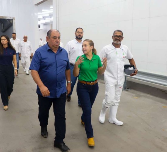 Prefeita Flávia Moretti conhece Pantanal Beef e destaca parcerias com grandes empresas
