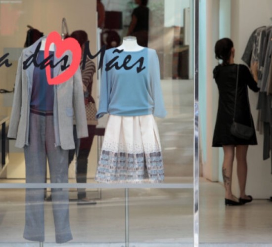 Segundo Natal do ano, Dia das Mães aquece diferentes setores do comércio