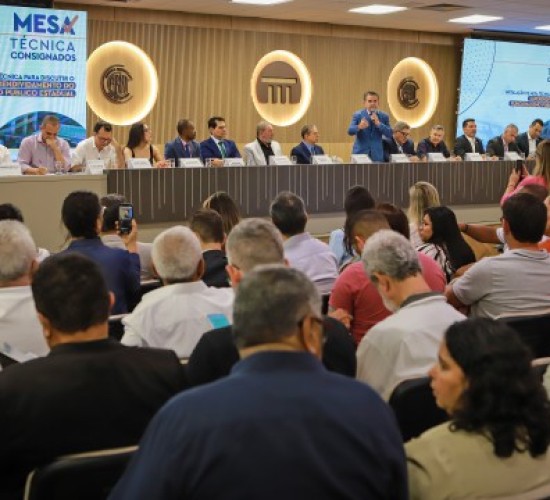 Com 60% dos servidores endividados, Sérgio Ricardo propõe teto legal para consignados e revisão de decreto estadual