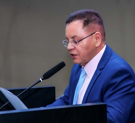 Lei proposta por Botelho institui programa pioneiro de tecnologias limpas em MT