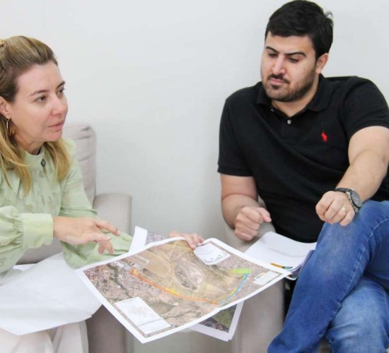 Prefeita recebe deputado federal Emanuelzinho e pede apoio para destravar recursos