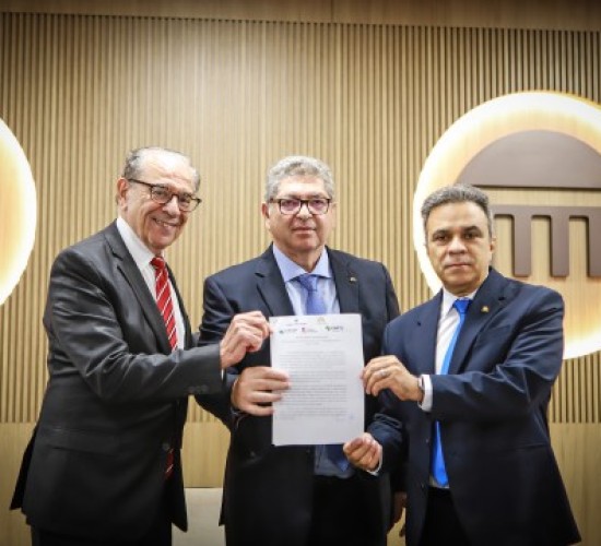 TCE-MT lidera pacto nacional por avanços da saúde digital no SUS