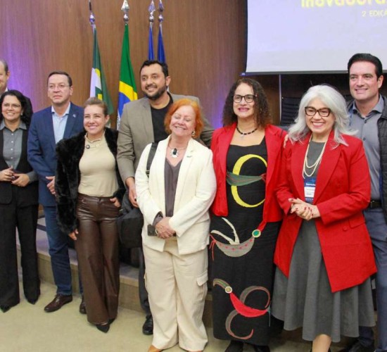 Flávia Moretti defende transformação digital na abertura do Cidades Inovadoras