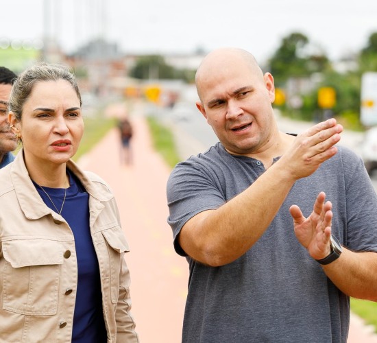 Prefeito Abilio Brunini e vice-prefeita Vânia anunciam melhorias na Avenida Parque do Barbado