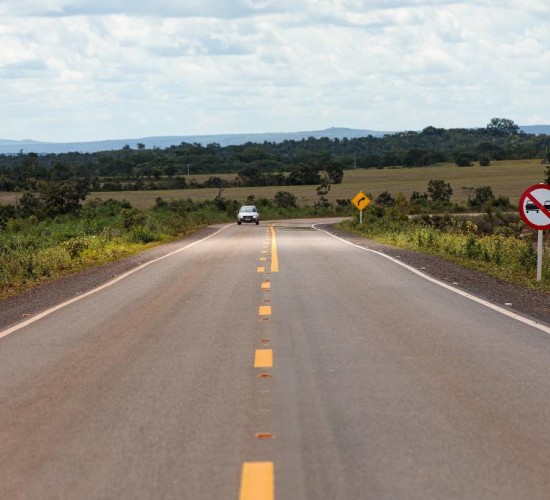Governo licita mais de 200 km de asfalto novo para rodovias em Mato Grosso