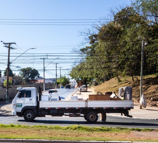 Limpurb vai atender 17 bairros em uma semana com a Operação Cata Treco