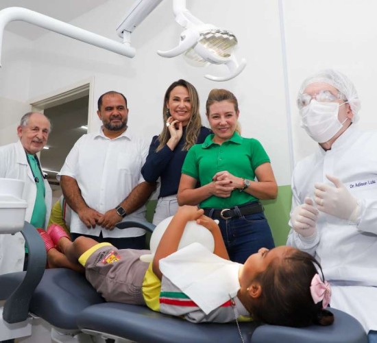Prefeitura de Várzea Grande entrega novas cadeiras odontológicas e amplia atendimento nas USFs