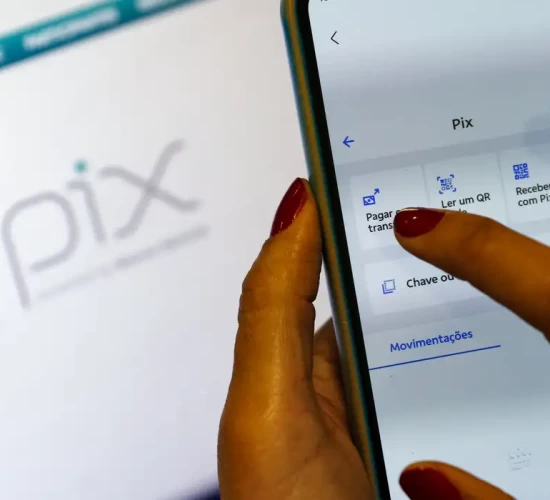 Número de pessoas que acessam banco online cresce 22 milhões em 2 anos