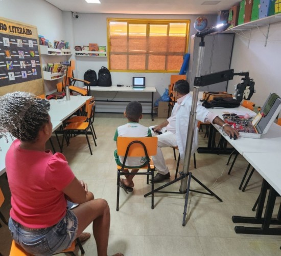 Fundação CDL Cuiabá leva saúde ocular para crianças da capital