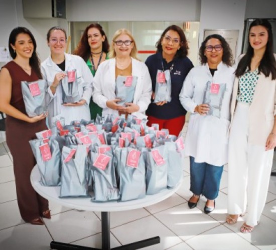 TCE-MT entrega kits de higiene ao Hospital Júlio Muller