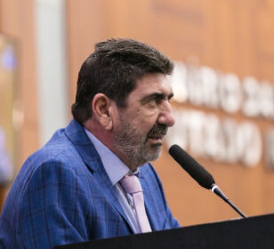 Projeto prevê uso de inteligência artificial para prevenir suicídios