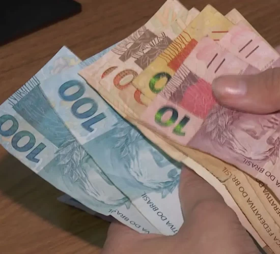 R$ 1.631 é o valor previsto para o salário mínimo em 2026