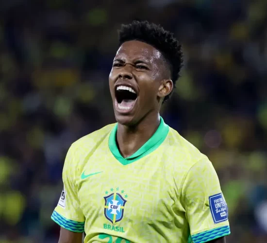 Brasil joga bem no Maracanã e derrota Chile pelas Eliminatórias